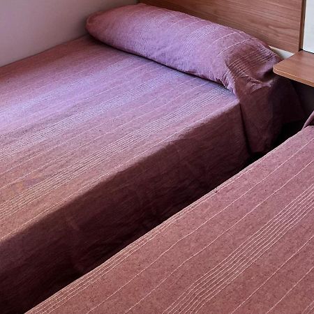 Bungalows Zaragoza Camping Eksteriør billede