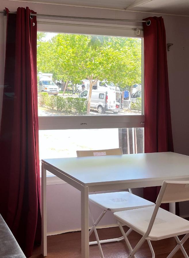 Bungalows Zaragoza Camping Eksteriør billede