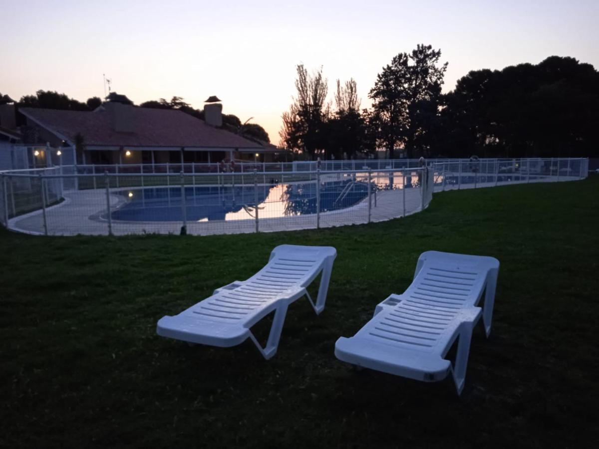 Bungalows Zaragoza Camping Eksteriør billede