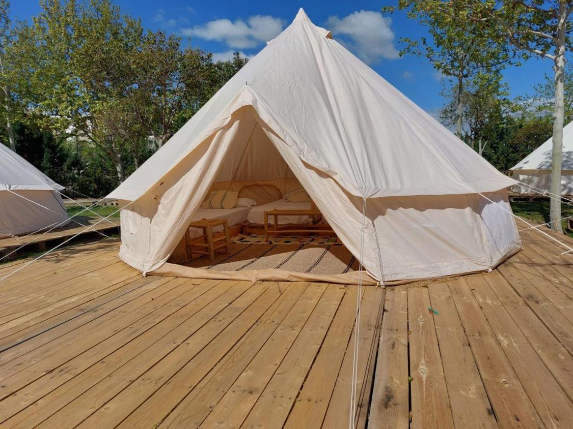 Bungalows Zaragoza Camping Eksteriør billede